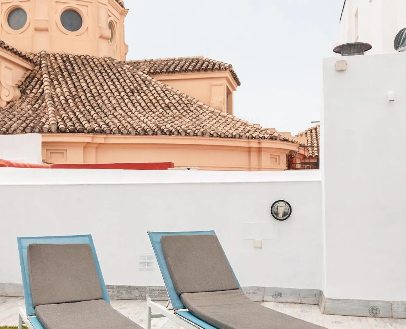 Astuto 21 Suites - Adults Only Jerez de la Frontera Appartement