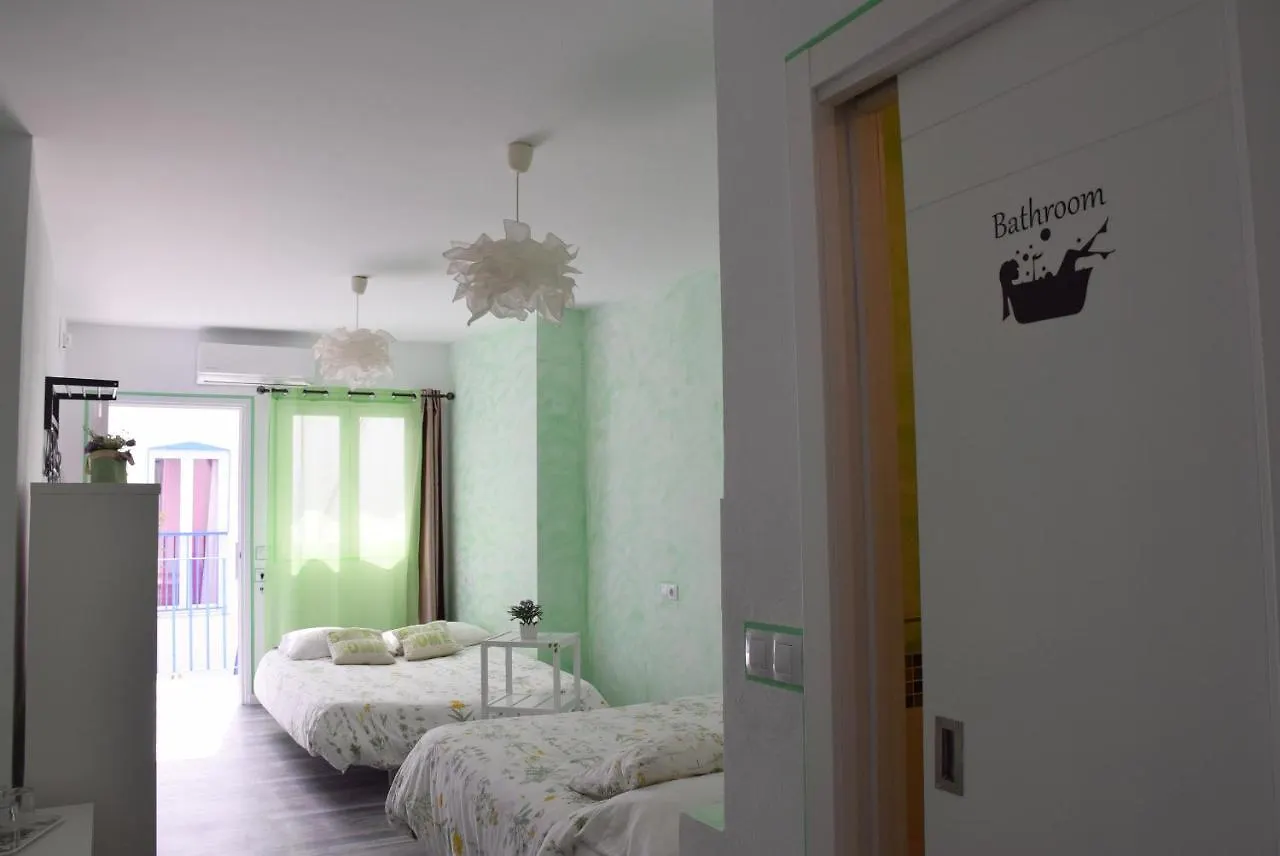 Astuto 21 Suites - Adults Only